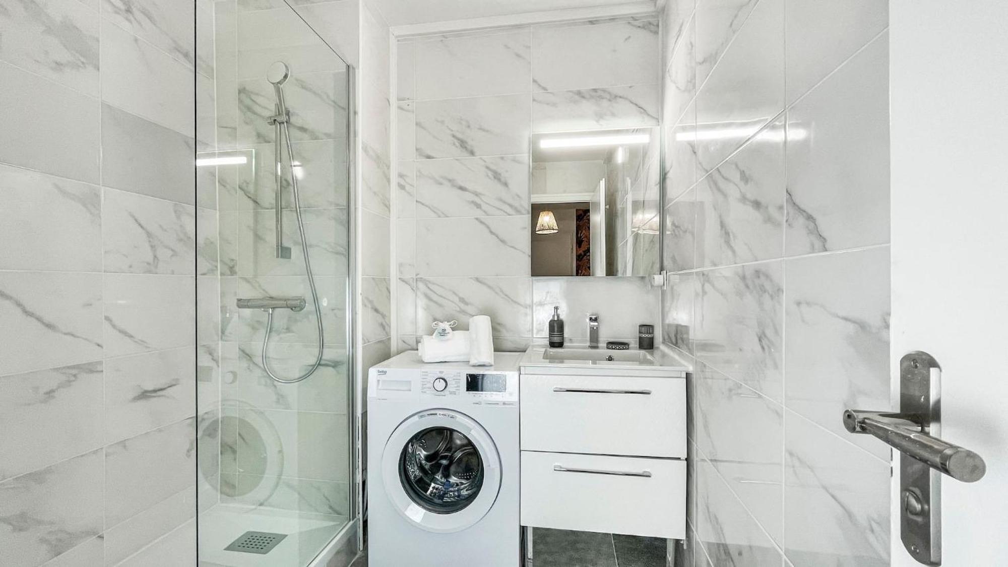 Homey La Coloc Mugi - Colocation Haut De Gamme - Chambres Privees - Balcon - Wifi Et Netflix - Proche Transports Commun Annemasse Ngoại thất bức ảnh