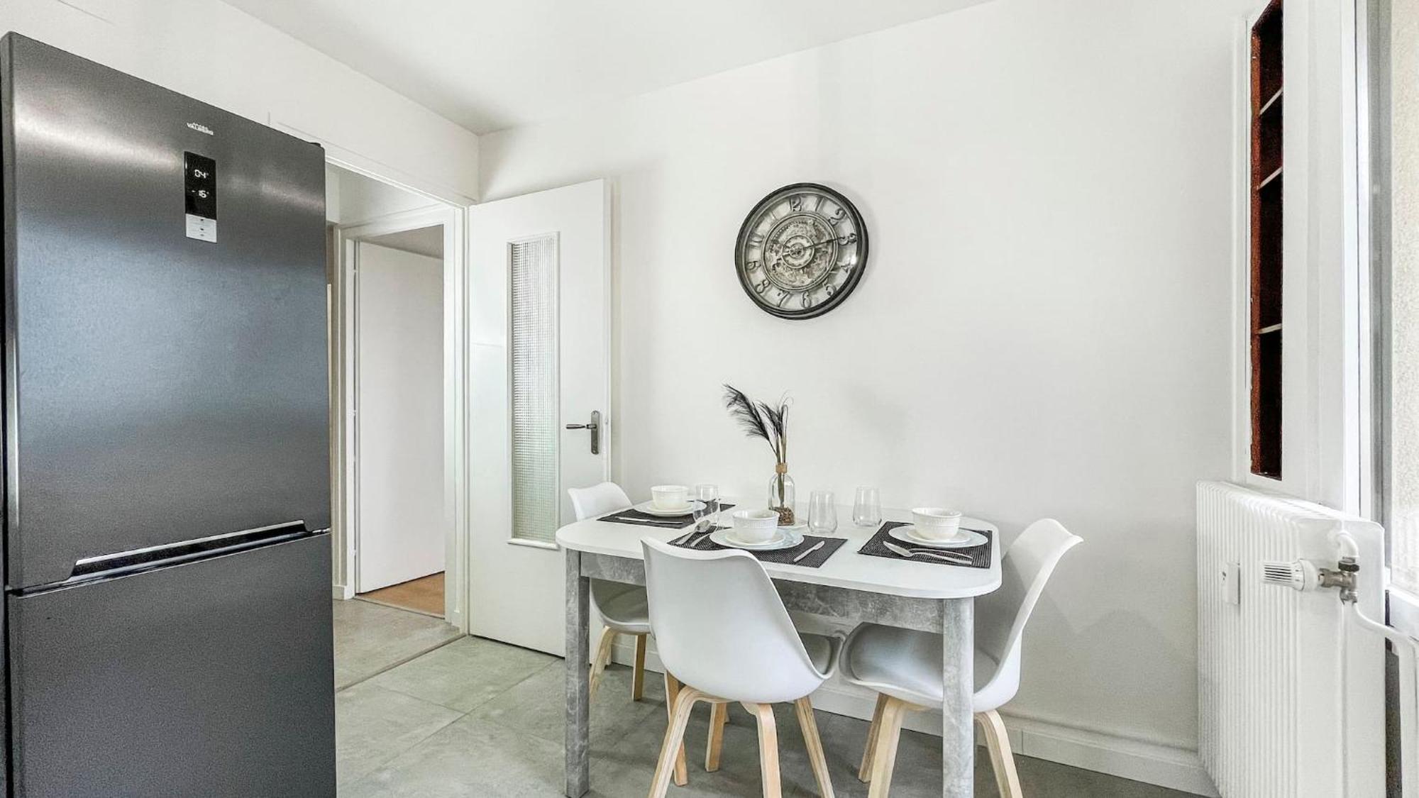 Homey La Coloc Mugi - Colocation Haut De Gamme - Chambres Privees - Balcon - Wifi Et Netflix - Proche Transports Commun Annemasse Ngoại thất bức ảnh