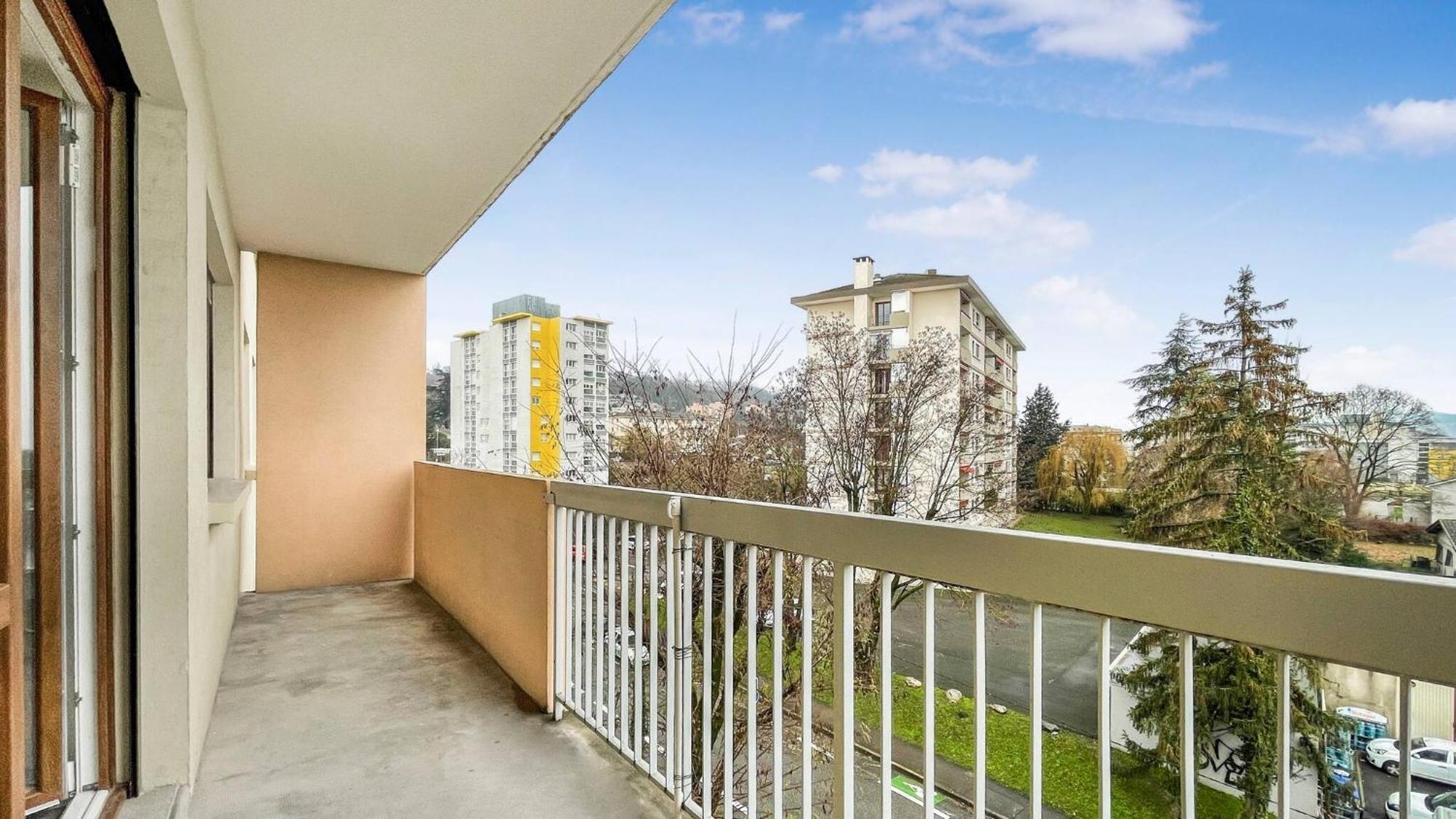 Homey La Coloc Mugi - Colocation Haut De Gamme - Chambres Privees - Balcon - Wifi Et Netflix - Proche Transports Commun Annemasse Ngoại thất bức ảnh